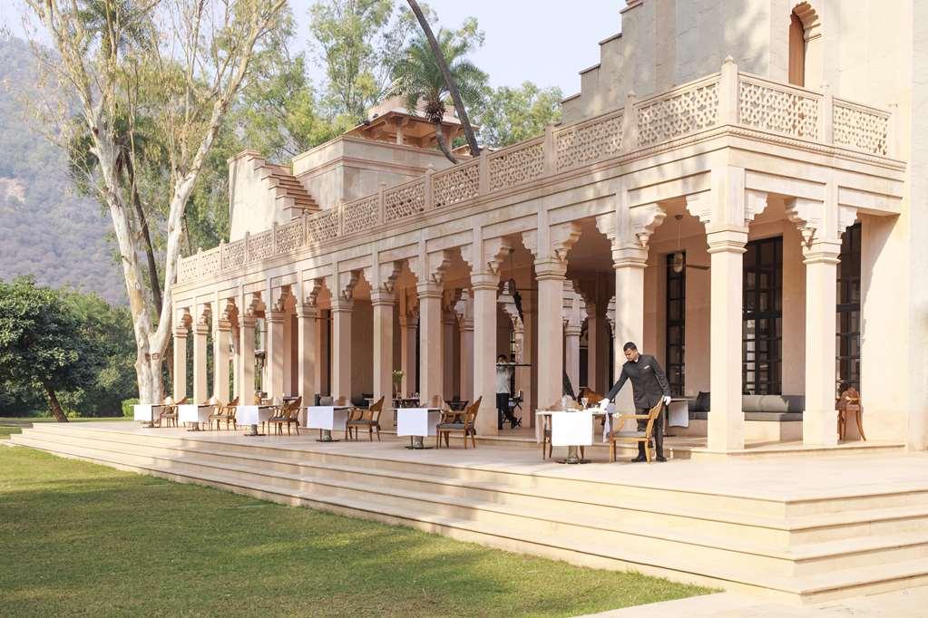 Amanbagh Hotel Ajabgarh Restaurant photo